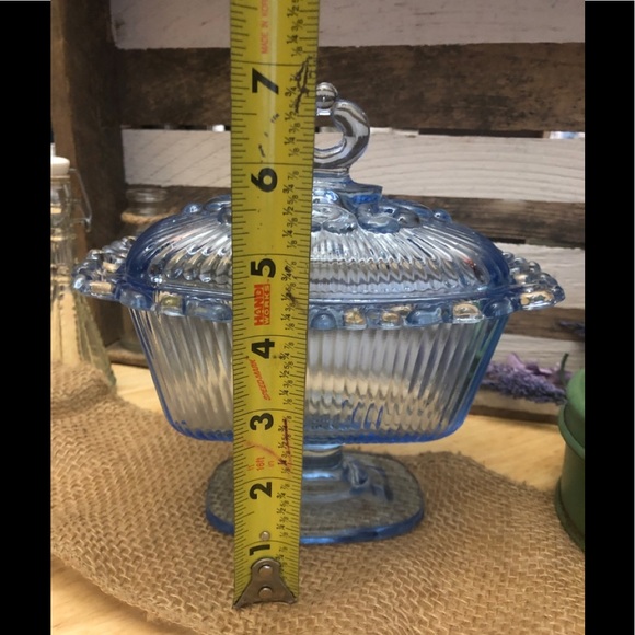 Vintage Indiana Glass Co Candy Dish #7830 - Picture 11 of 11